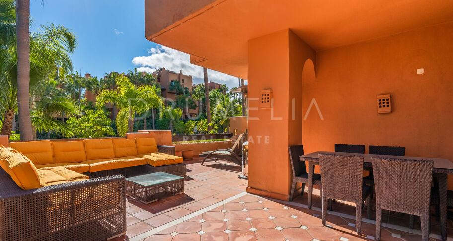 Leilighet for salg i La Alzambra Hill Club, Nueva Andalucia