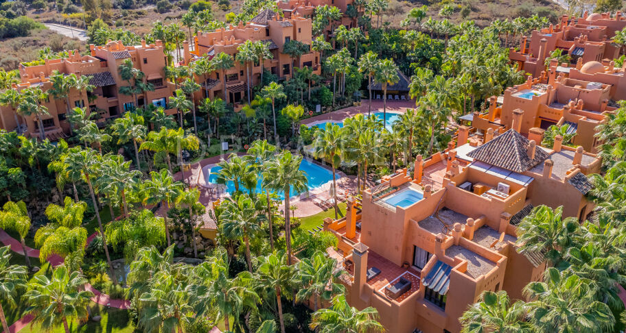Leilighet for salg i La Alzambra Hill Club, Nueva Andalucia