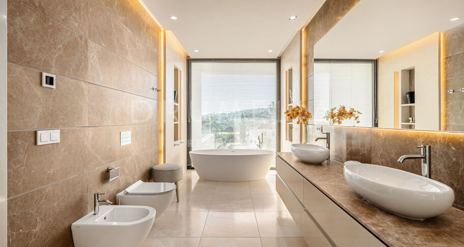 Villa Aurora - Stunning Bespoke Modern Luxury House in La Cerquilla, Nueva Andalucía
