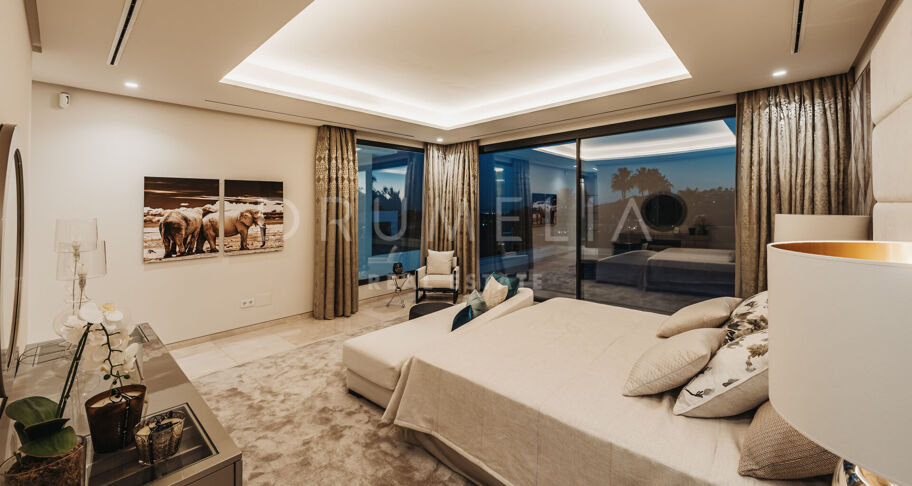 Villa Aurora - Stunning Bespoke Modern Luxury House in La Cerquilla, Nueva Andalucía
