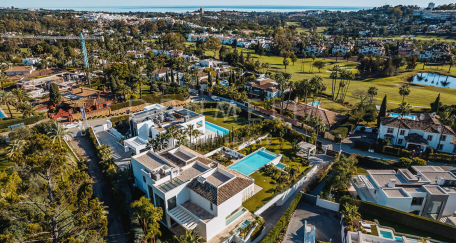 Villa Aurora - Stunning Bespoke Modern Luxury House in La Cerquilla, Nueva Andalucía