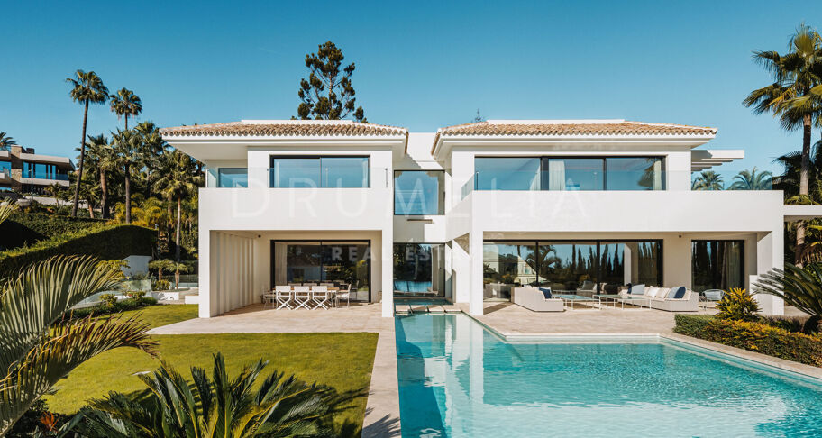 Villa Aurora - Stunning Bespoke Modern Luxury House in La Cerquilla, Nueva Andalucía