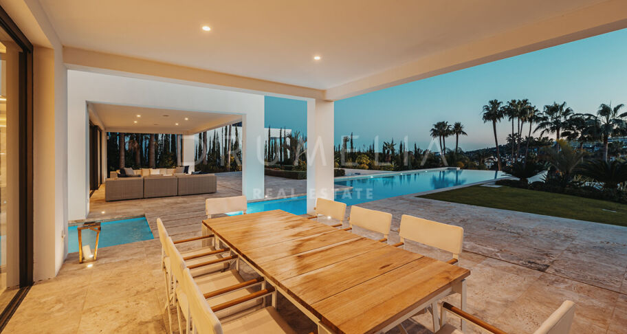 Villa Aurora - Stunning Bespoke Modern Luxury House in La Cerquilla, Nueva Andalucía