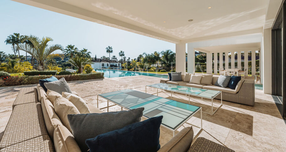 Villa Aurora - Stunning Bespoke Modern Luxury House in La Cerquilla, Nueva Andalucía