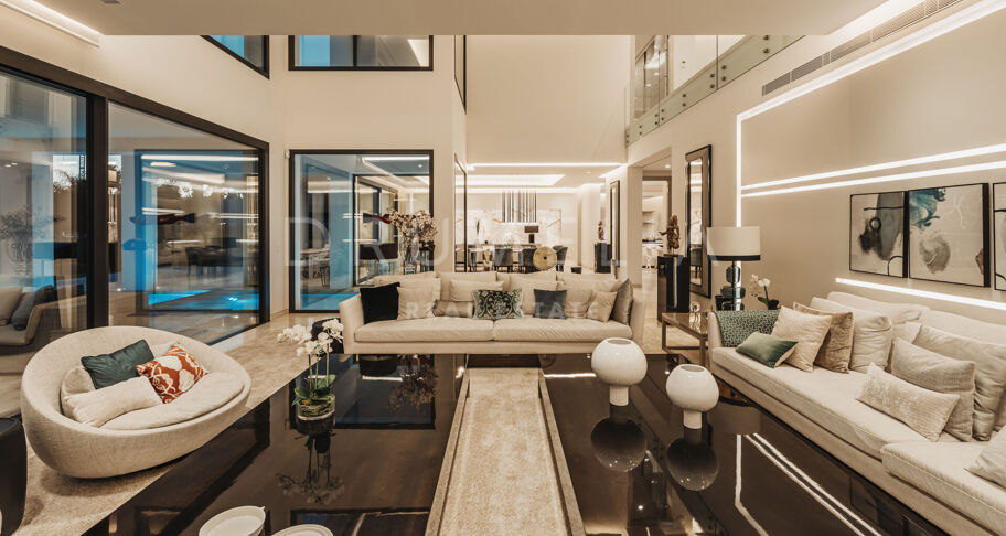 Villa Aurora - Stunning Bespoke Modern Luxury House in La Cerquilla, Nueva Andalucía