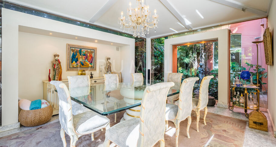 Elegante villa in mediterrane stijl in Rocio de Nagüeles, Golden Mile van Marbella.