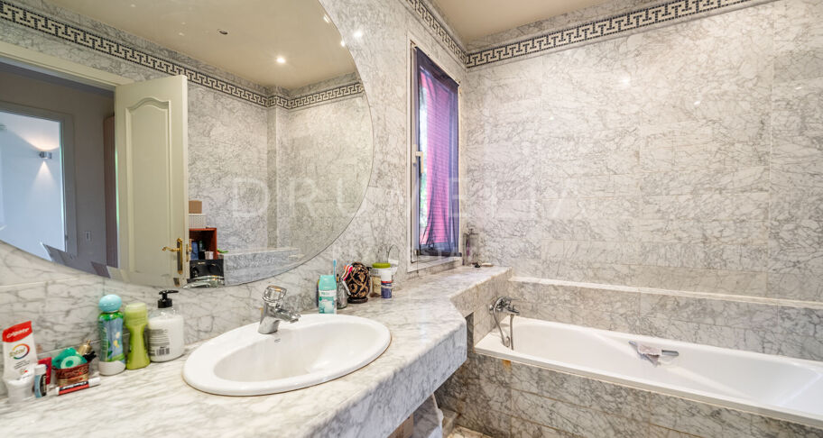 Elegante villa in mediterrane stijl in Rocio de Nagüeles, Golden Mile van Marbella.