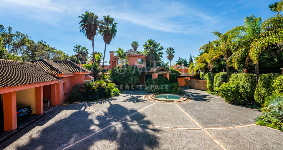 Elegante villa in mediterrane stijl in Rocio de Nagüeles, Golden Mile van Marbella.