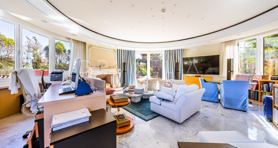 Elegante villa in mediterrane stijl in Rocio de Nagüeles, Golden Mile van Marbella.