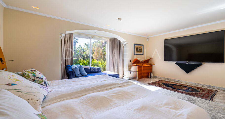 Elegante villa in mediterrane stijl in Rocio de Nagüeles, Golden Mile van Marbella.