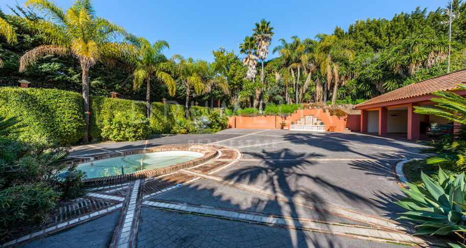 Elegante villa in mediterrane stijl in Rocio de Nagüeles, Golden Mile van Marbella.