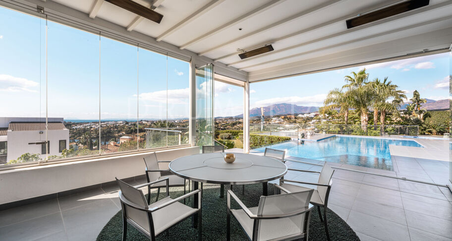 Blue Horizon - Stunning contemporary house with panoramic sea views in Los Flamingos Golf Resort, Benahavis