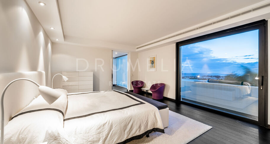 Blue Horizon - Stunning contemporary house with panoramic sea views in Los Flamingos Golf Resort, Benahavis