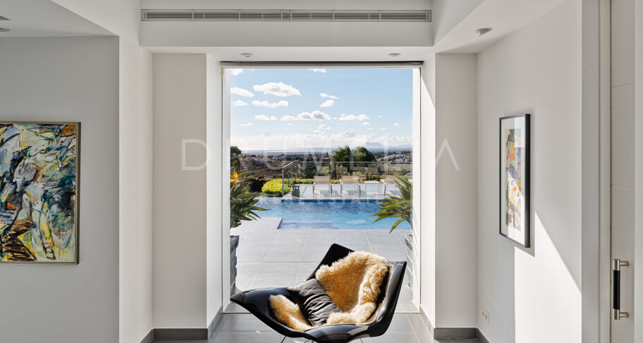 Blue Horizon - Stunning contemporary house with panoramic sea views in Los Flamingos Golf Resort, Benahavis