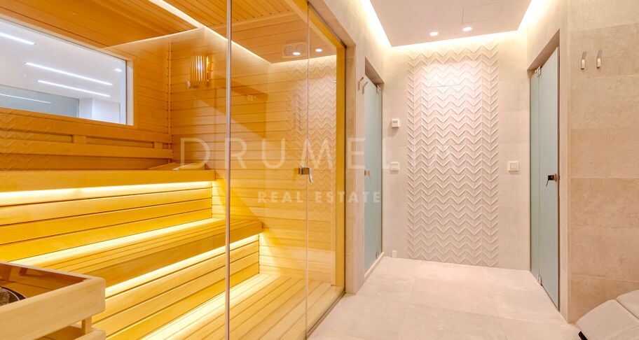 Elegant Classy Luxury Villa with Panoramic Sea Views, Sierra Blanca, Marbella