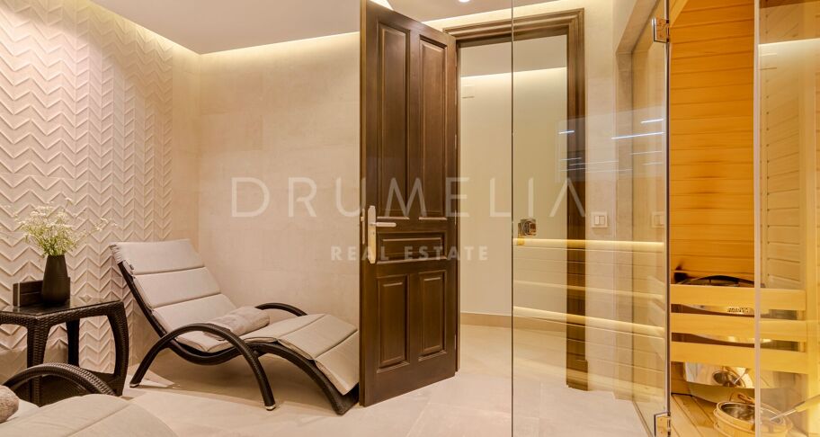 Elegant Classy Luxury Villa with Panoramic Sea Views, Sierra Blanca, Marbella