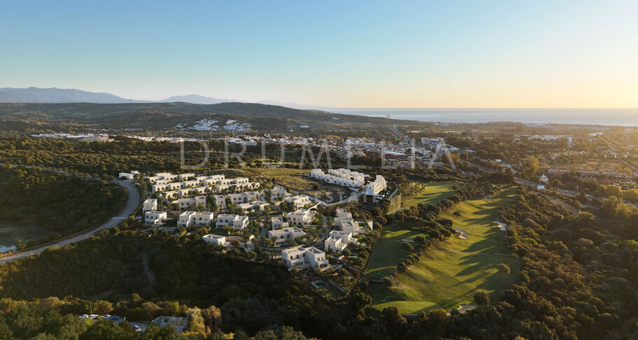 Eleganta nybyggda villor omgivna av natur i Sotogrande