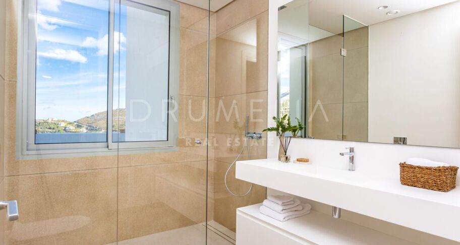 Ekskluzywny kompleks mieszkaniowy między Marbella Club Golf Resort a Anantara Villa Padierna Palace
