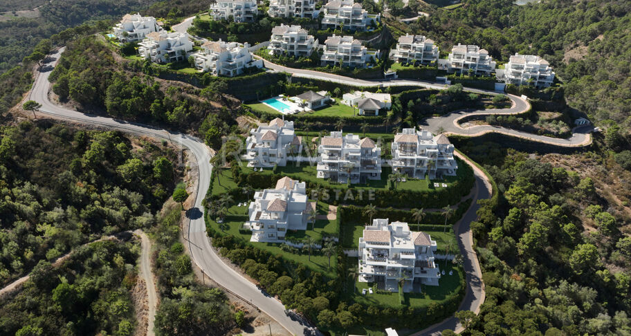 Ekskluzywny kompleks mieszkaniowy między Marbella Club Golf Resort a Anantara Villa Padierna Palace