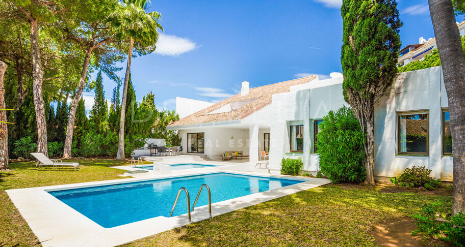 Luxuriöse Villa am Meer für unvergessliche Ferien, Villa Marina, Puerto Banus