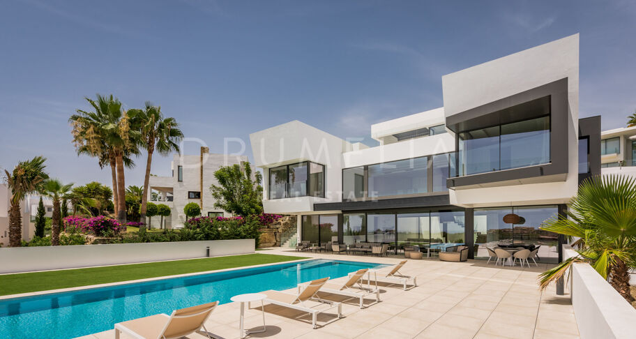 New Incredible Сontemporary House, La Alqueria, Benahavis