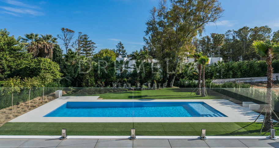 Villa Gardenia - Stunning Contemporary Villa in Guadalmina Baja