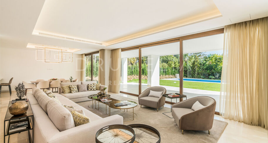 Villa Gardenia - Stunning Contemporary Villa in Guadalmina Baja