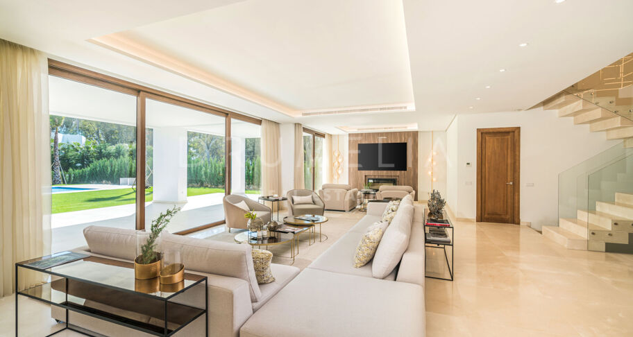 Villa Gardenia - Stunning Contemporary Villa in Guadalmina Baja