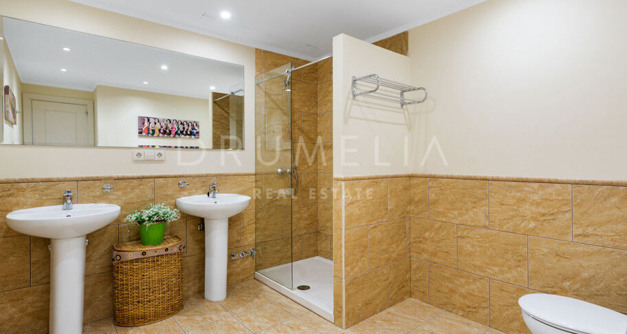 Elegant modern lyxvilla vid havet, Villa Marina, Puerto Banus, Marbella