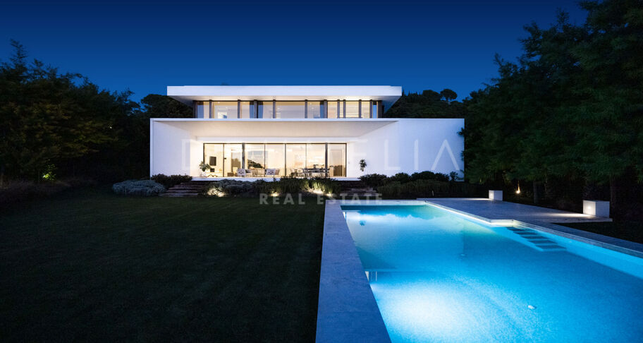 El Bosque 9 - Outstanding Modern Villa in La Reserva de Alcuzcuz, Benahavis