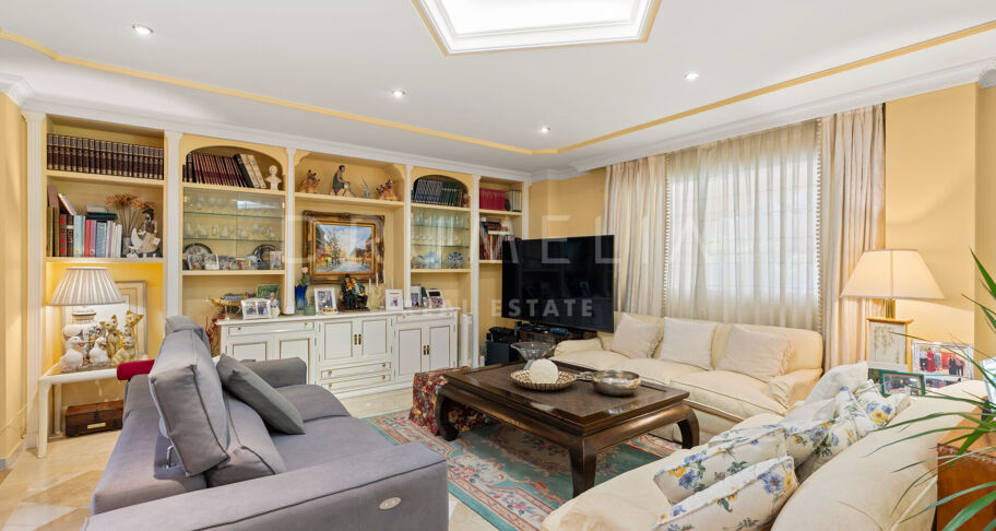 Charming 5-Bedroom Andalusian Villa with Private Pool in Atalaya Río Verde, Marbella