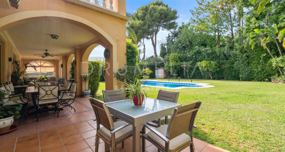 Charming 5-Bedroom Andalusian Villa with Private Pool in Atalaya Río Verde, Marbella