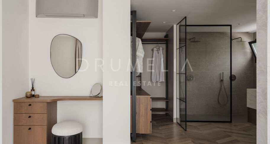 Villa Entièrement Rénovée à Vendre à Nueva Andalucía, Marbella