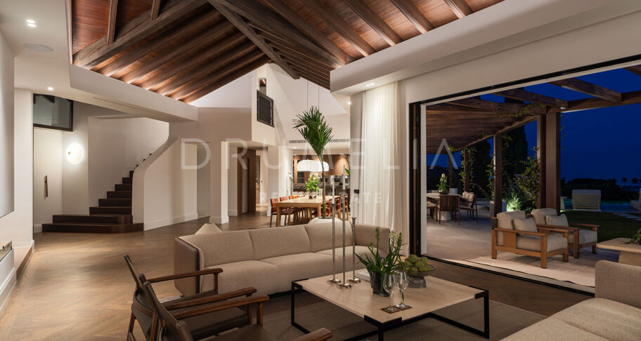 Villa de luxe avec vue mer à El Herrojo, Benahavís