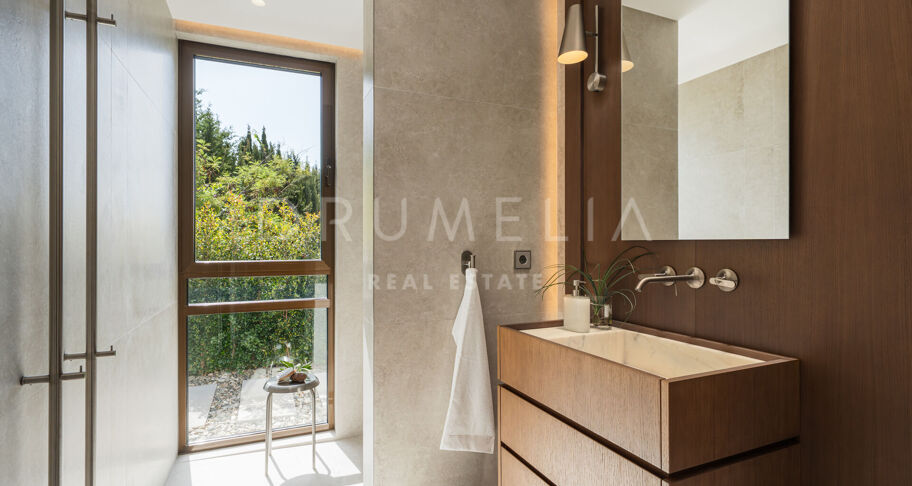 Villa de luxe avec vue mer à El Herrojo, Benahavís