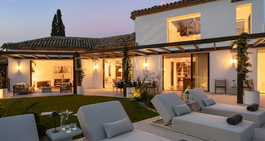 Villa de luxe avec vue mer à El Herrojo, Benahavís