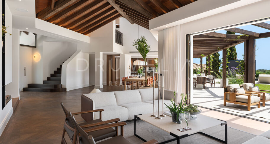 Villa de luxe avec vue mer à El Herrojo, Benahavís