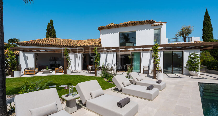 Villa de luxe avec vue mer à El Herrojo, Benahavís