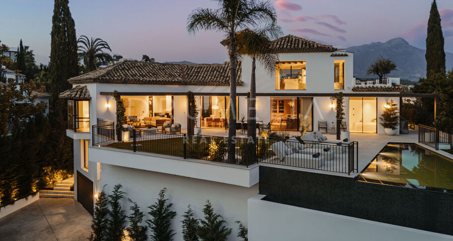Villa de luxe avec vue mer à El Herrojo, Benahavís