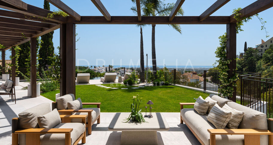 Villa de luxe avec vue mer à El Herrojo, Benahavís
