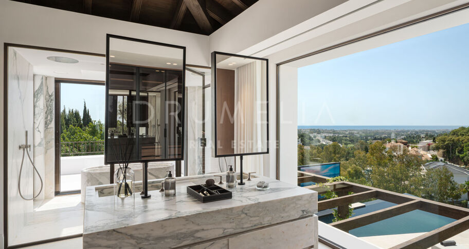 Villa de luxe avec vue mer à El Herrojo, Benahavís