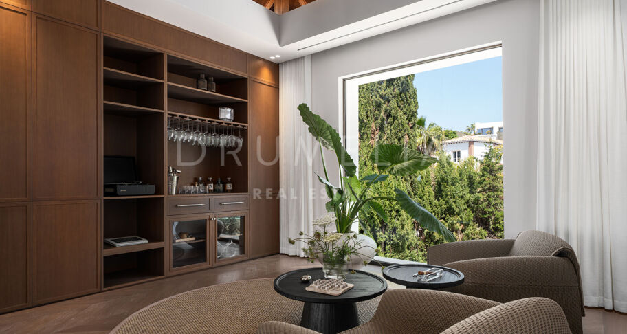Villa de luxe avec vue mer à El Herrojo, Benahavís