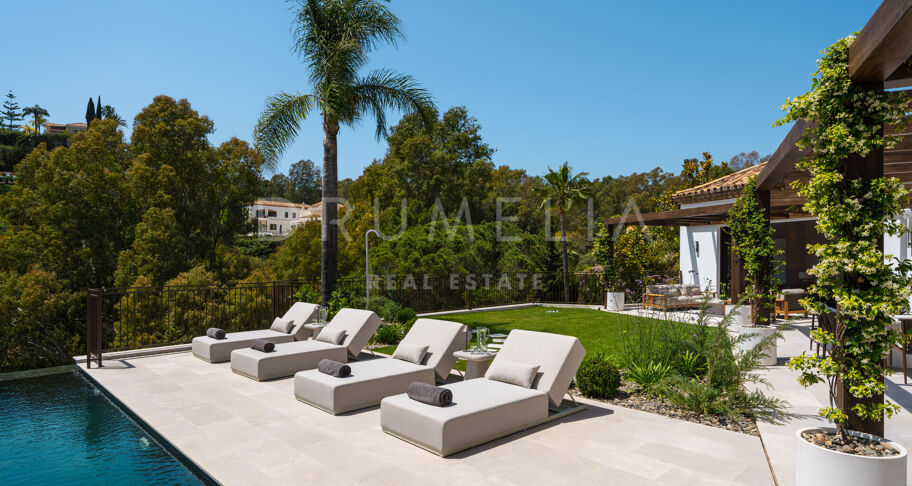 Villa de luxe avec vue mer à El Herrojo, Benahavís