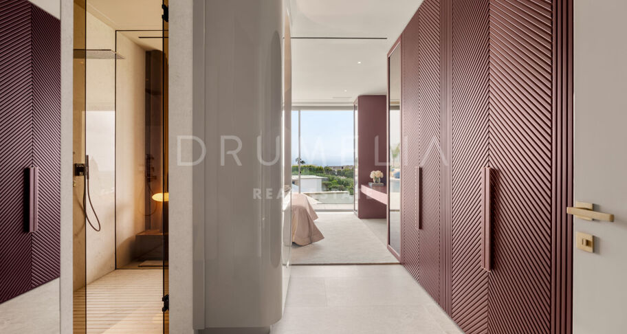 Villa for salg i La Reserva, Sotogrande