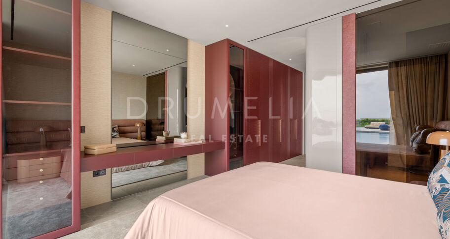 Villa for salg i La Reserva, Sotogrande