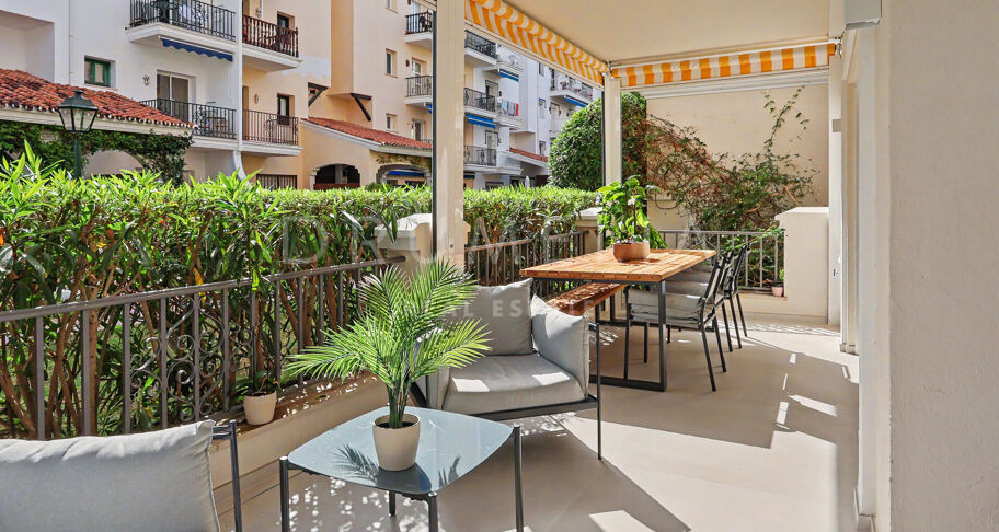 Renoviertes Apartment im Erdgeschoss in Andaluceda del Mar, Puerto Banfas