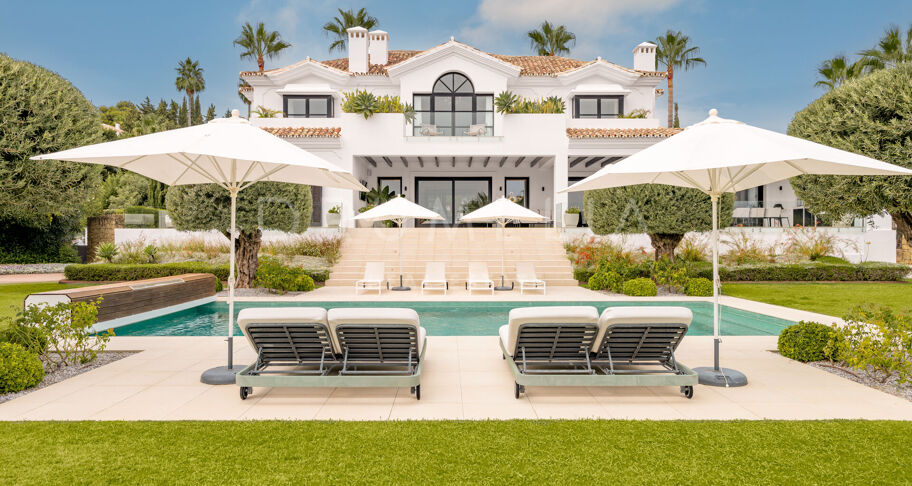Villa Oliva - Classic villa with sea views in La Cerquilla