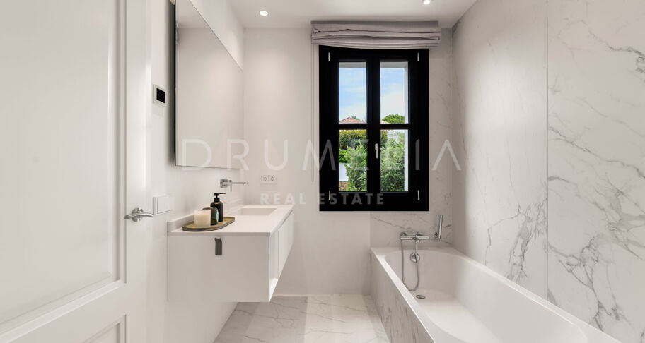 Villa Oliva - Classic villa with sea views in La Cerquilla