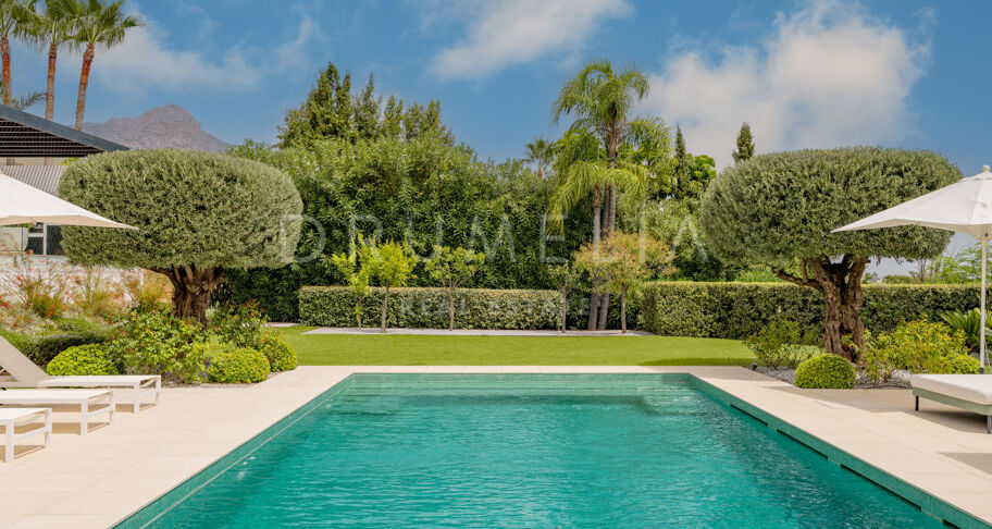 Villa Oliva - Classic villa with sea views in La Cerquilla