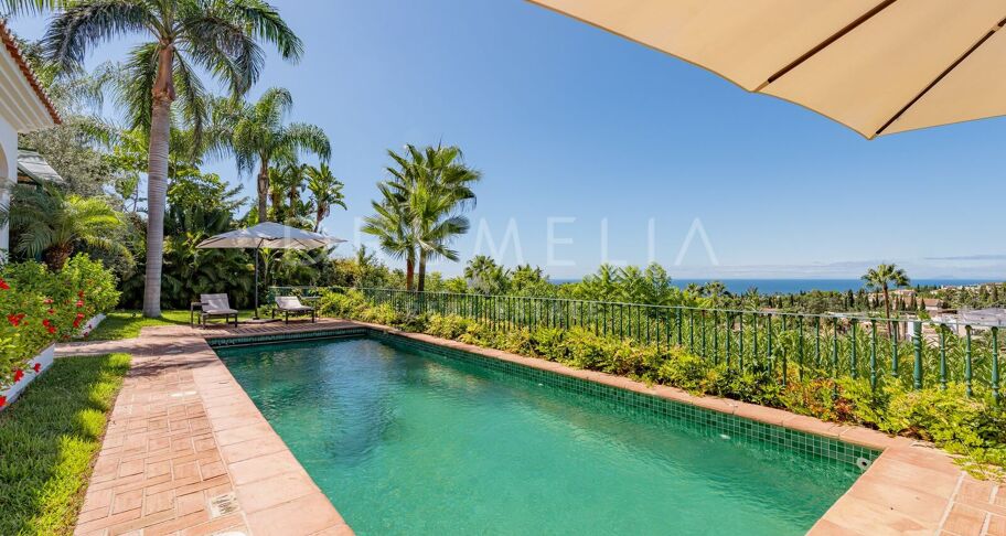 Villa à Cascada de Camoján avec vue panoramique sur la mer